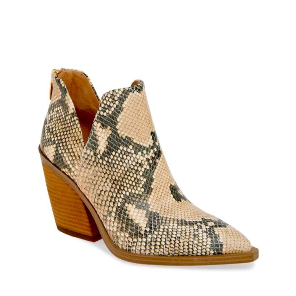 Vince Camuto Gigietta Bootie
